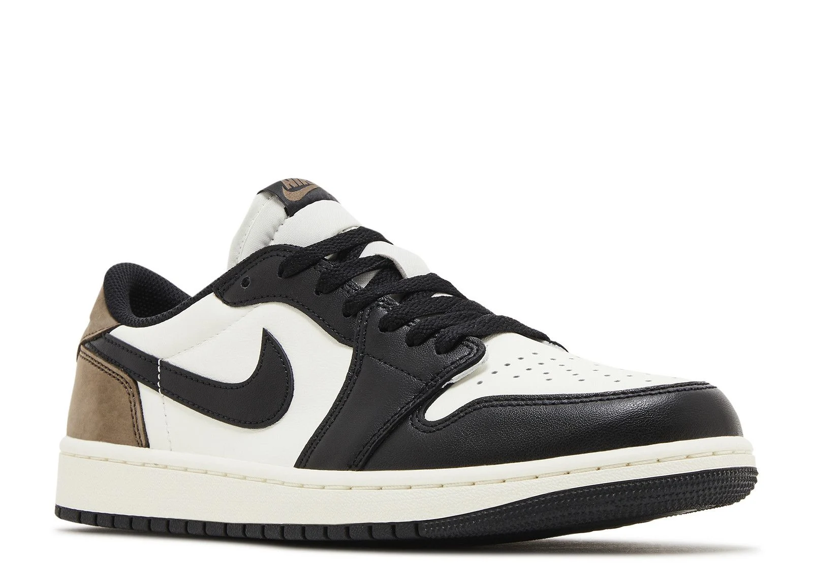 Alternative view of Jordan 1 Retro Low OG 'Mocha'