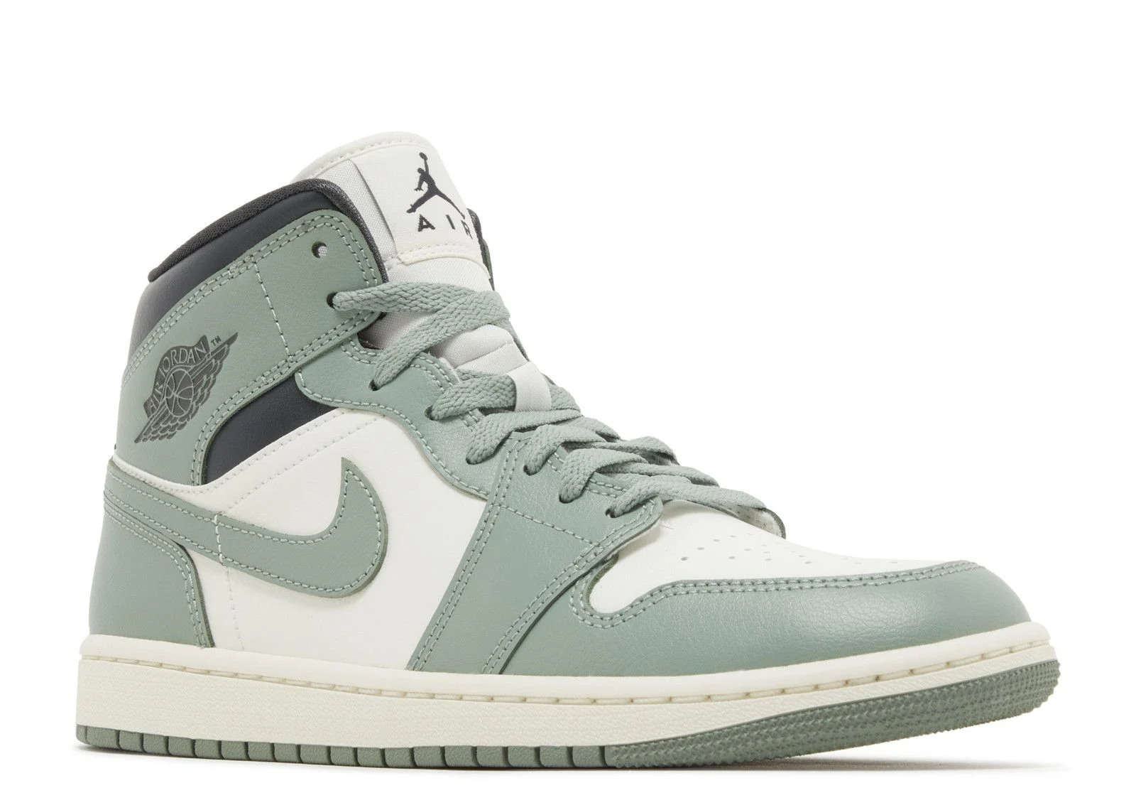 Alternative view of Jordan 1 Mid 'Jade Smoke'