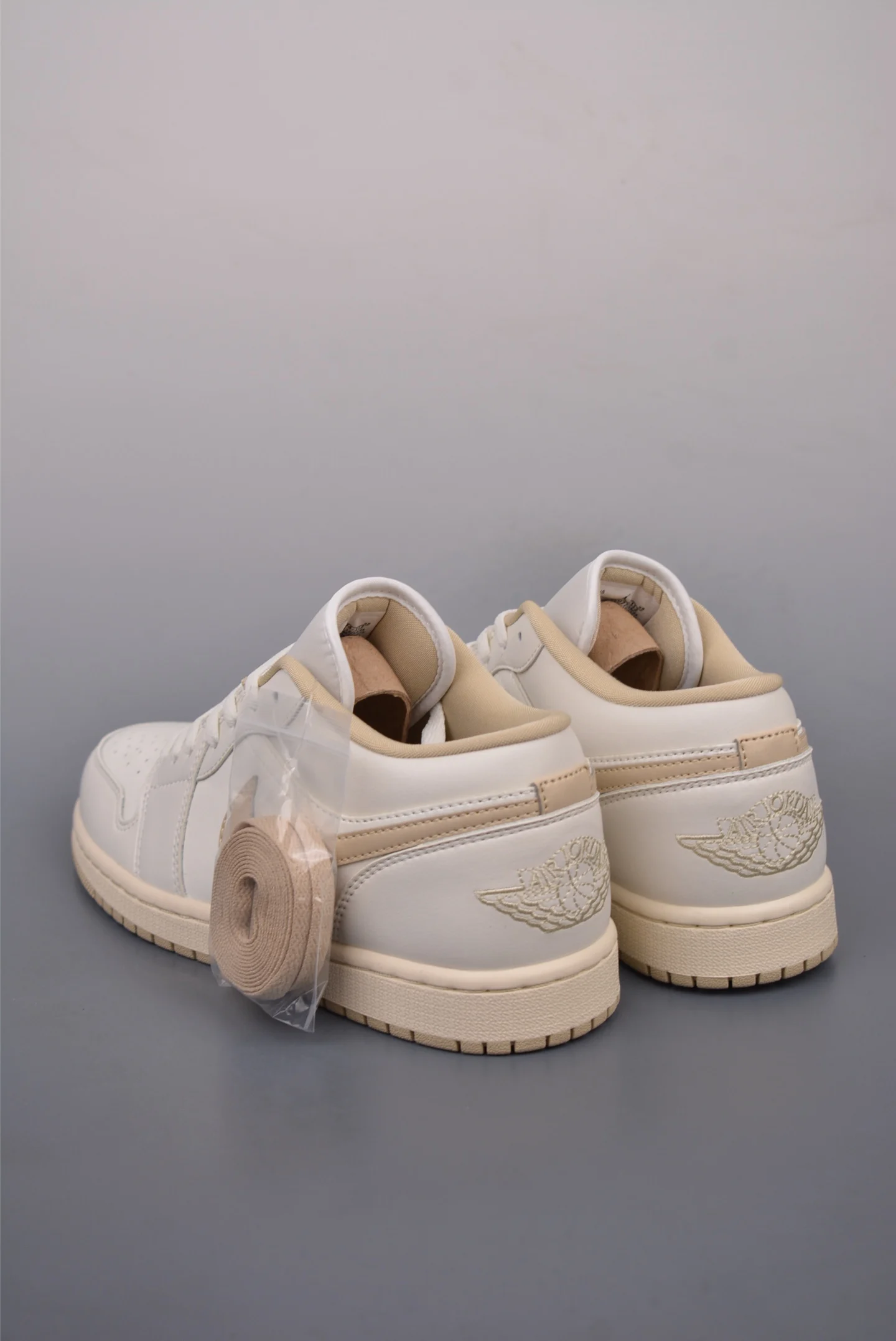 Air Jordan 1 Low 'Sail Rattan' - 图片 3