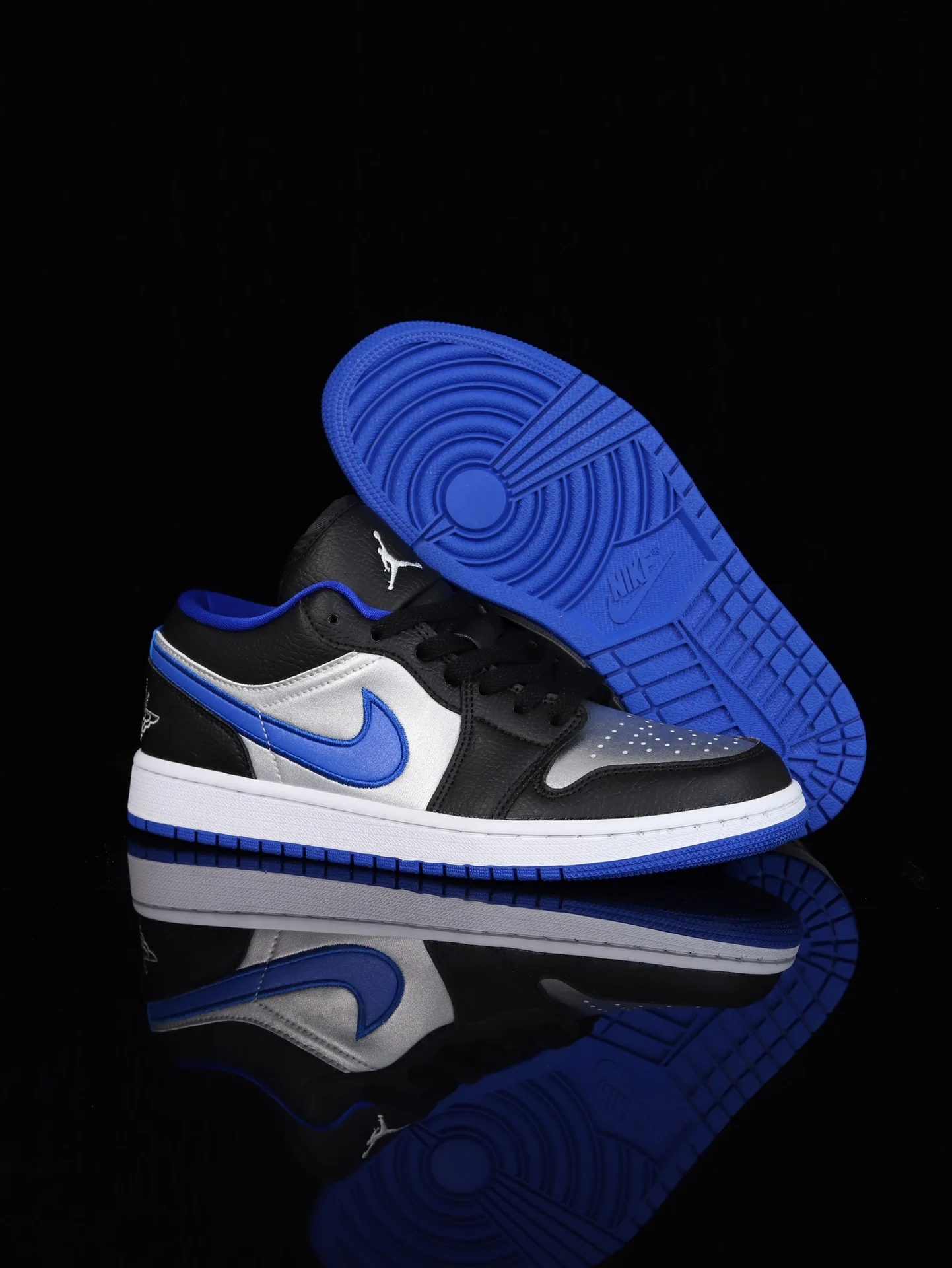 Jordan 1 Low 'Black Game Royal' - 图片 6