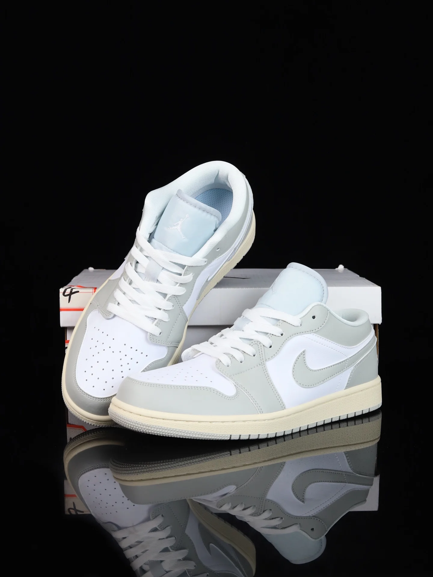 Alternative view of Air Jordan 1 Low 'Neutral Grey Coconut Milk'