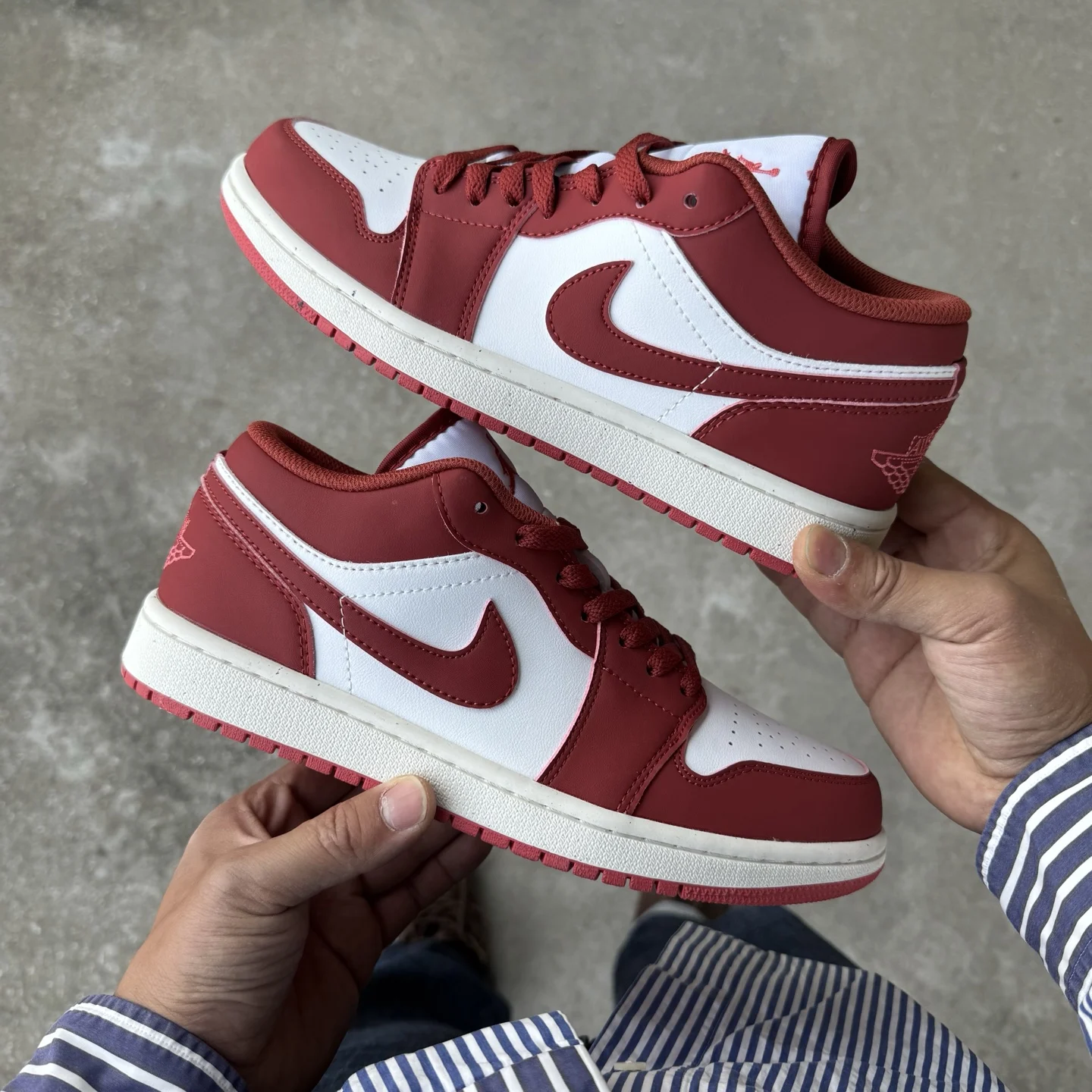 Jordan 1 Low SE 'Dune Red' - 图片 3