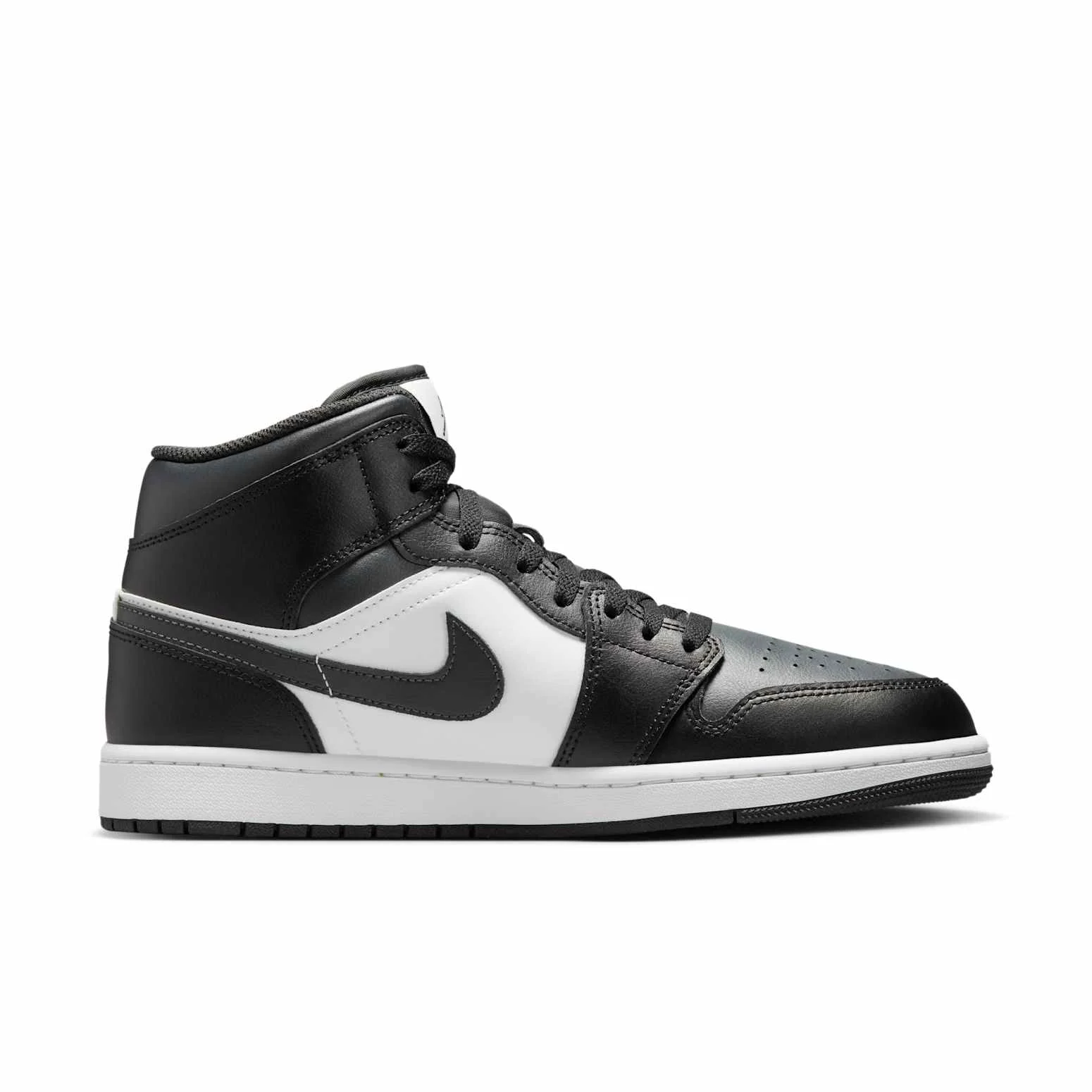 Air Jordan 1 Mid ‘Off Noir Toe’ DQ8426-010