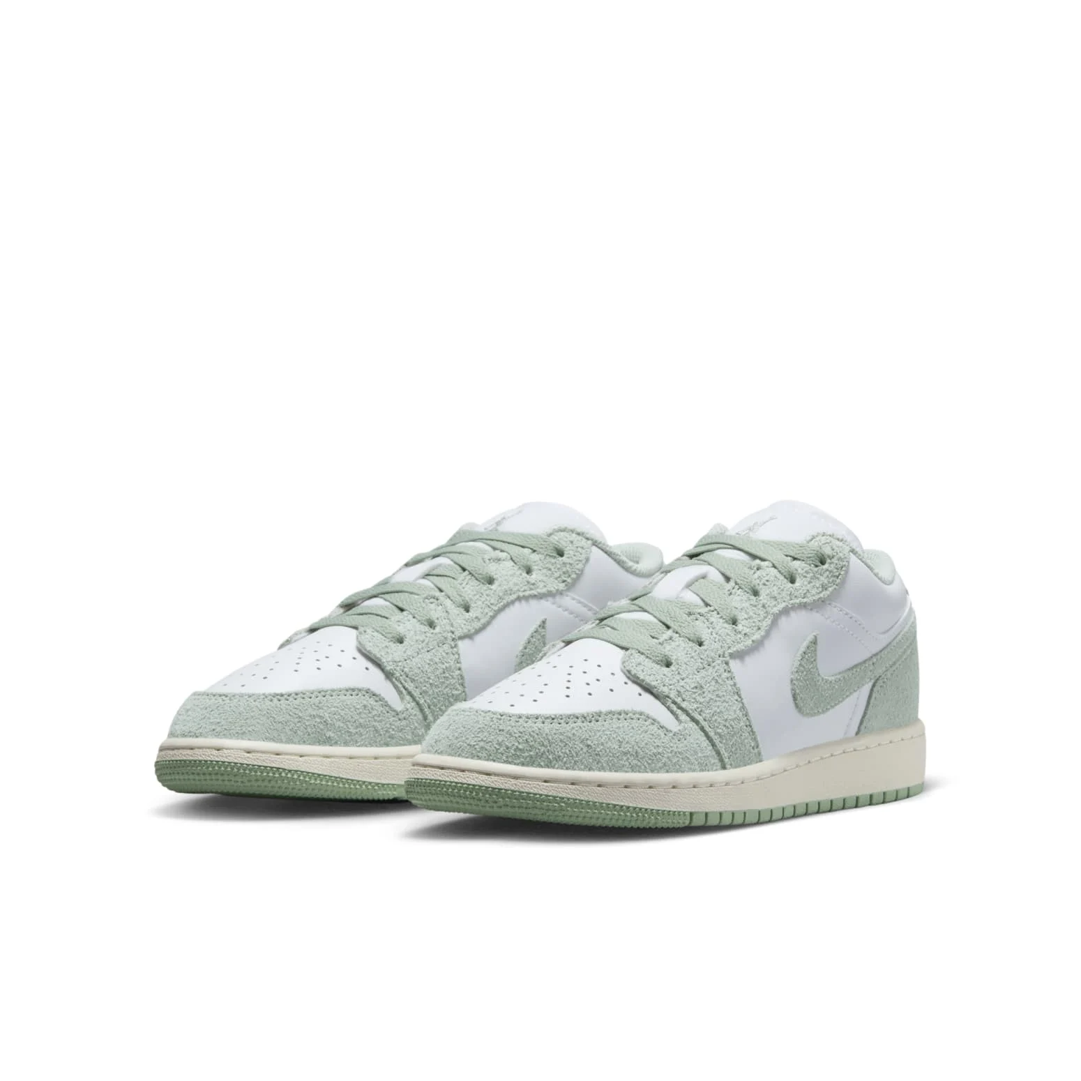 Alternative view of (GS) Air Jordan 1 Low SE ‘White Seafoam’ FN9137-131