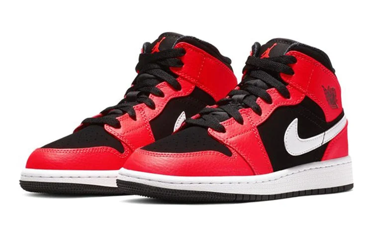 Alternative view of (GS) Air Jordan 1 Mid ‘Infrared 23’ 554725-061