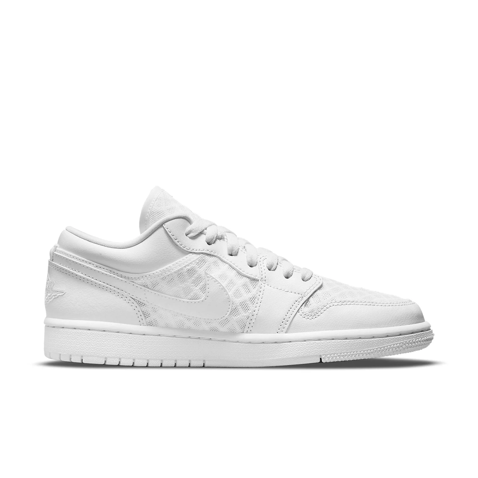 (WMNS) Air Jordan 1 Low Breathe ‘Triple White’ DC9508-100