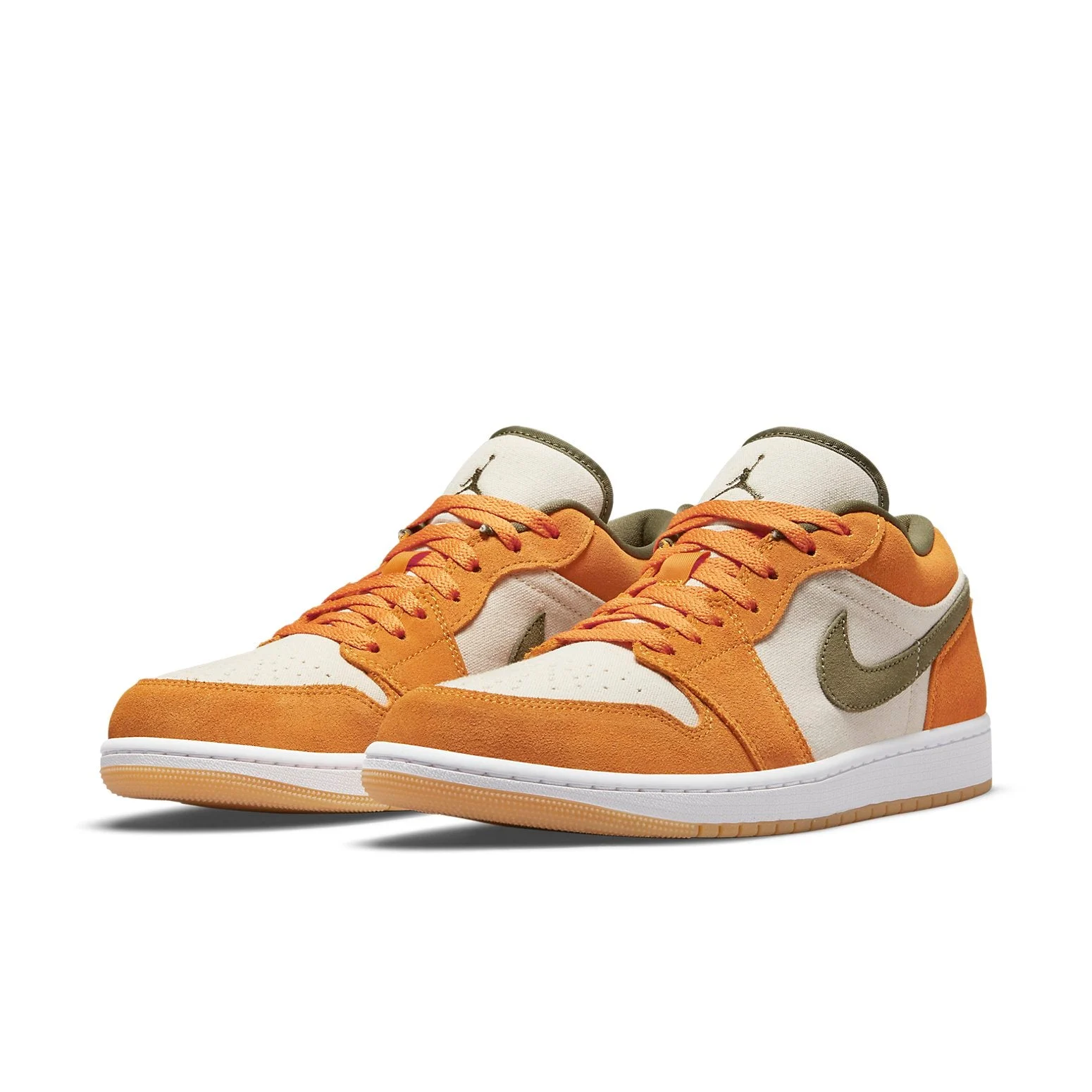Alternative view of Air Jordan 1 Low SE ‘Light Curry’ DH6931-102