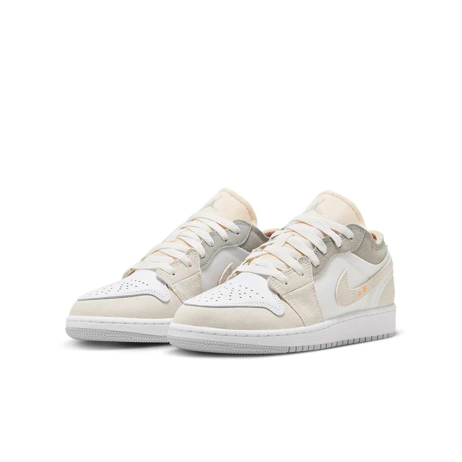 Alternative view of (GS) Air Jordan 1 Low SE Craft ‘Inside Out’ DQ3727-100