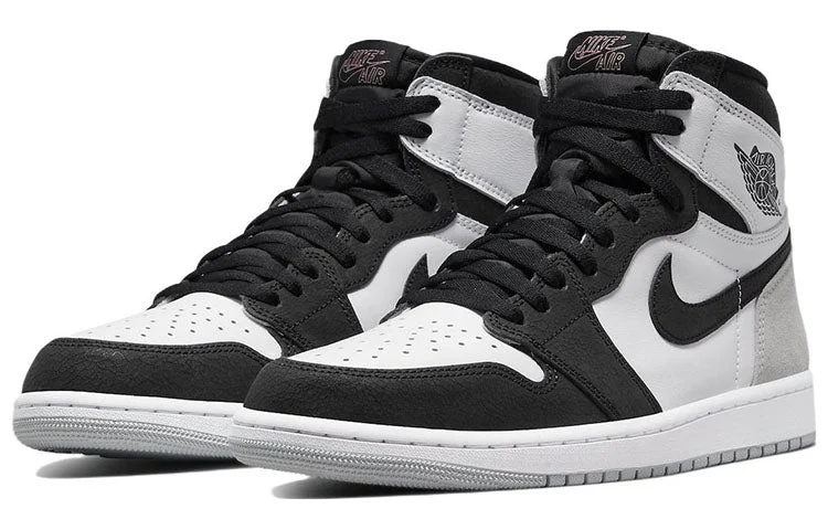 Alternative view of Air Jordan 1 Retro High OG ‘Stage Haze’ 555088-108