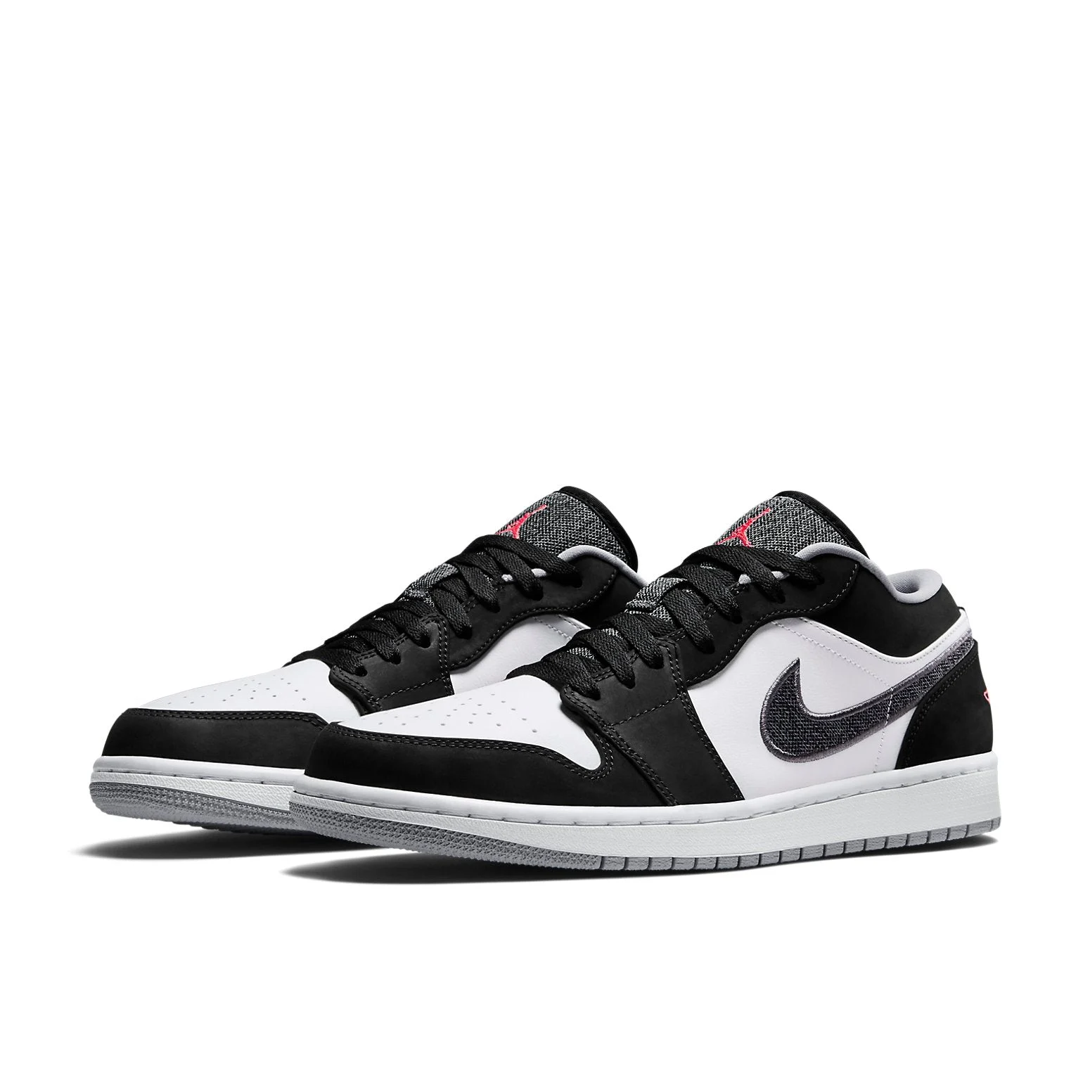 Alternative view of Air Jordan 1 Retro Low ‘Black Infrared’ 553558-029