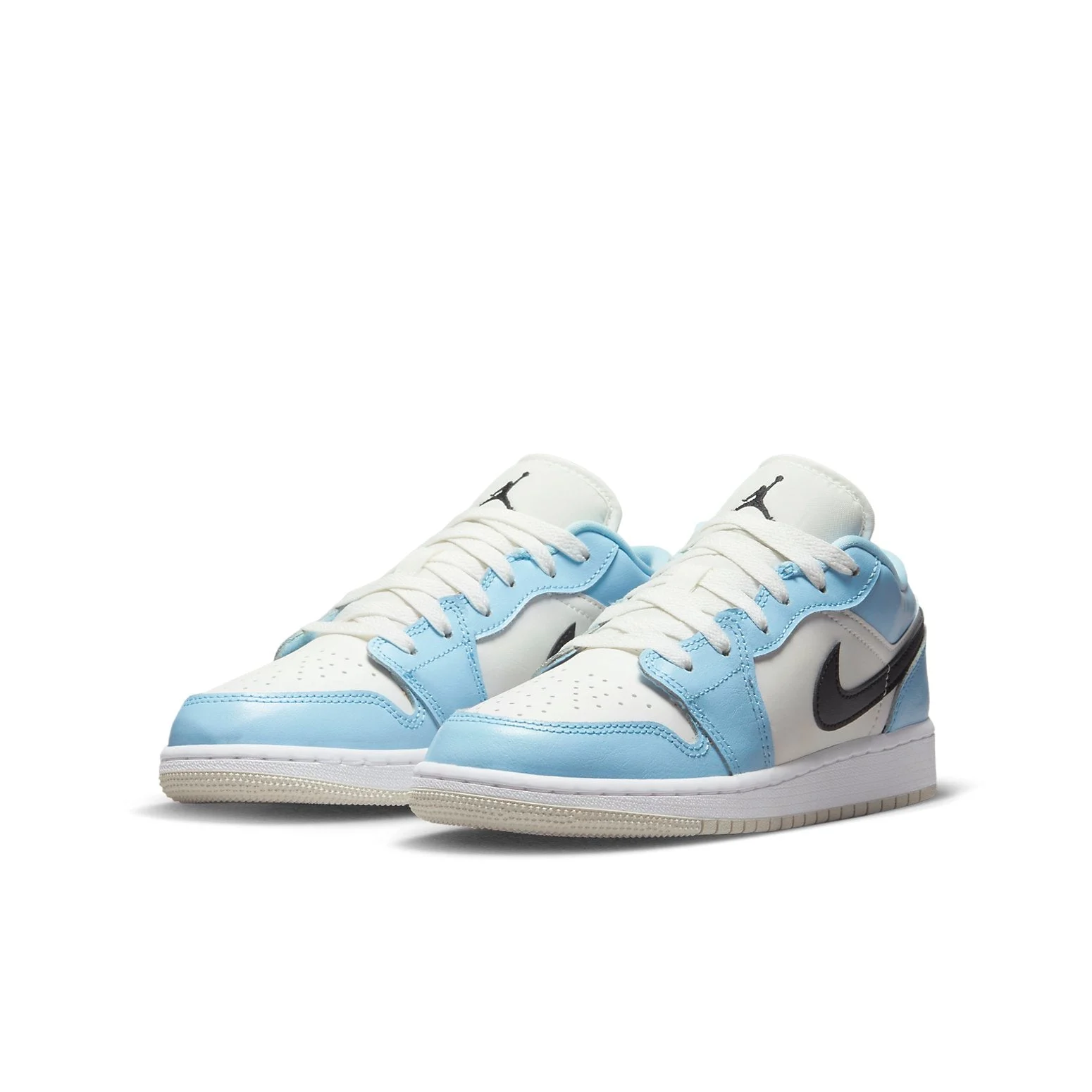 Alternative view of (GS) Air Jordan 1 Low ‘Ice Blue’ 554723-401