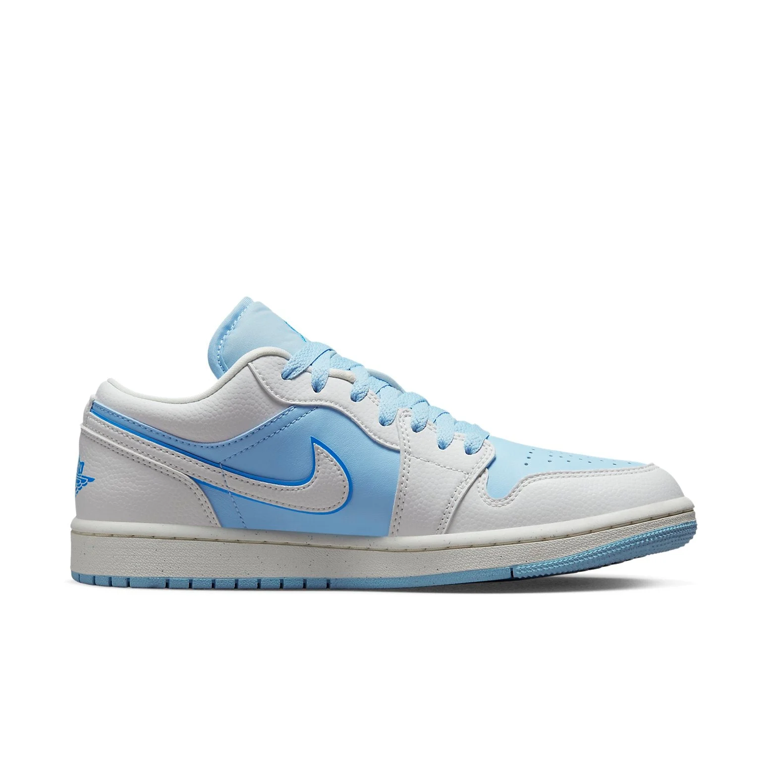 (WMNS) Air Jordan 1 Low SE ‘Reverse Ice Blue’ DV1299-104
