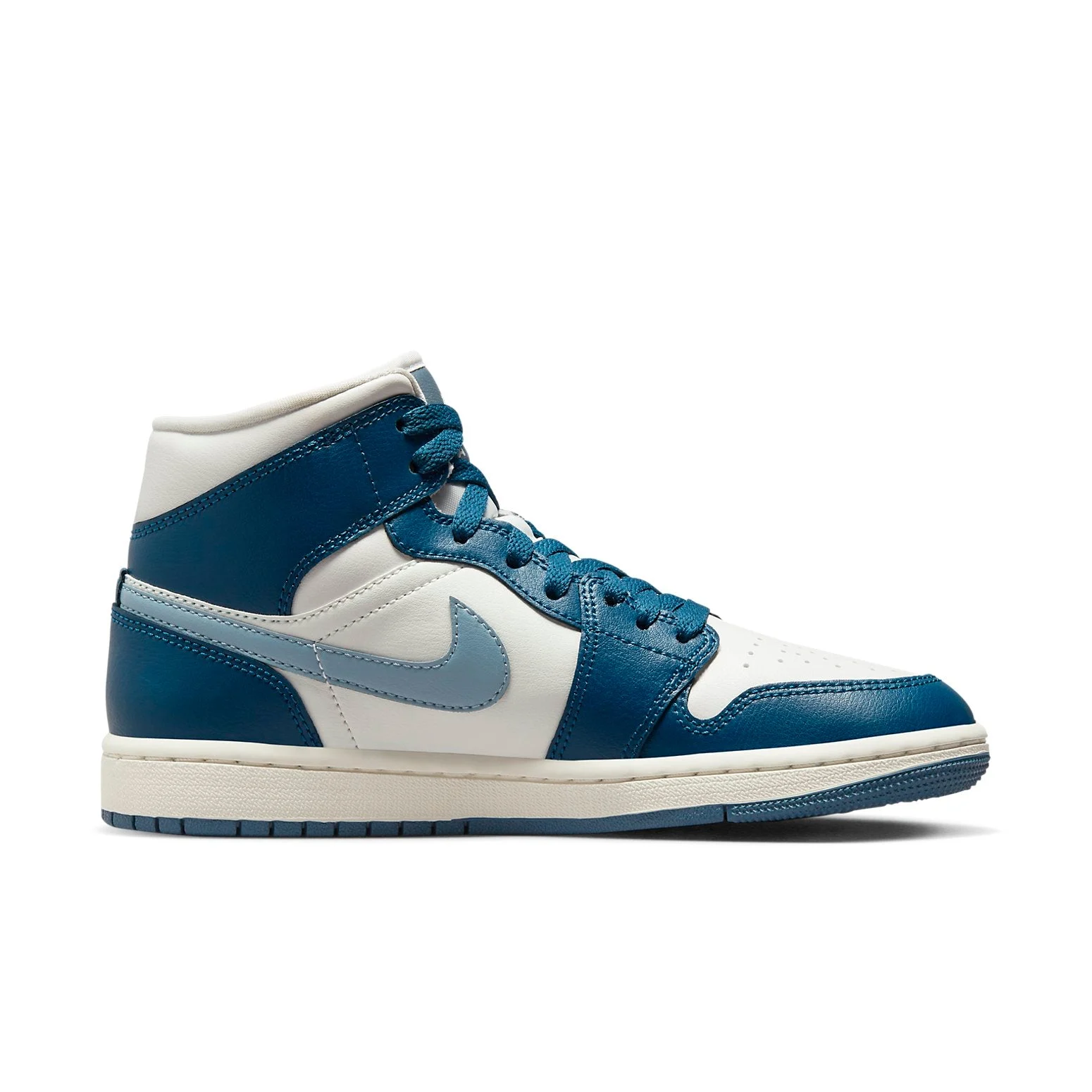 (WMNS) Air Jordan 1 Mid ‘Sky J French Blue’ BQ6472-414