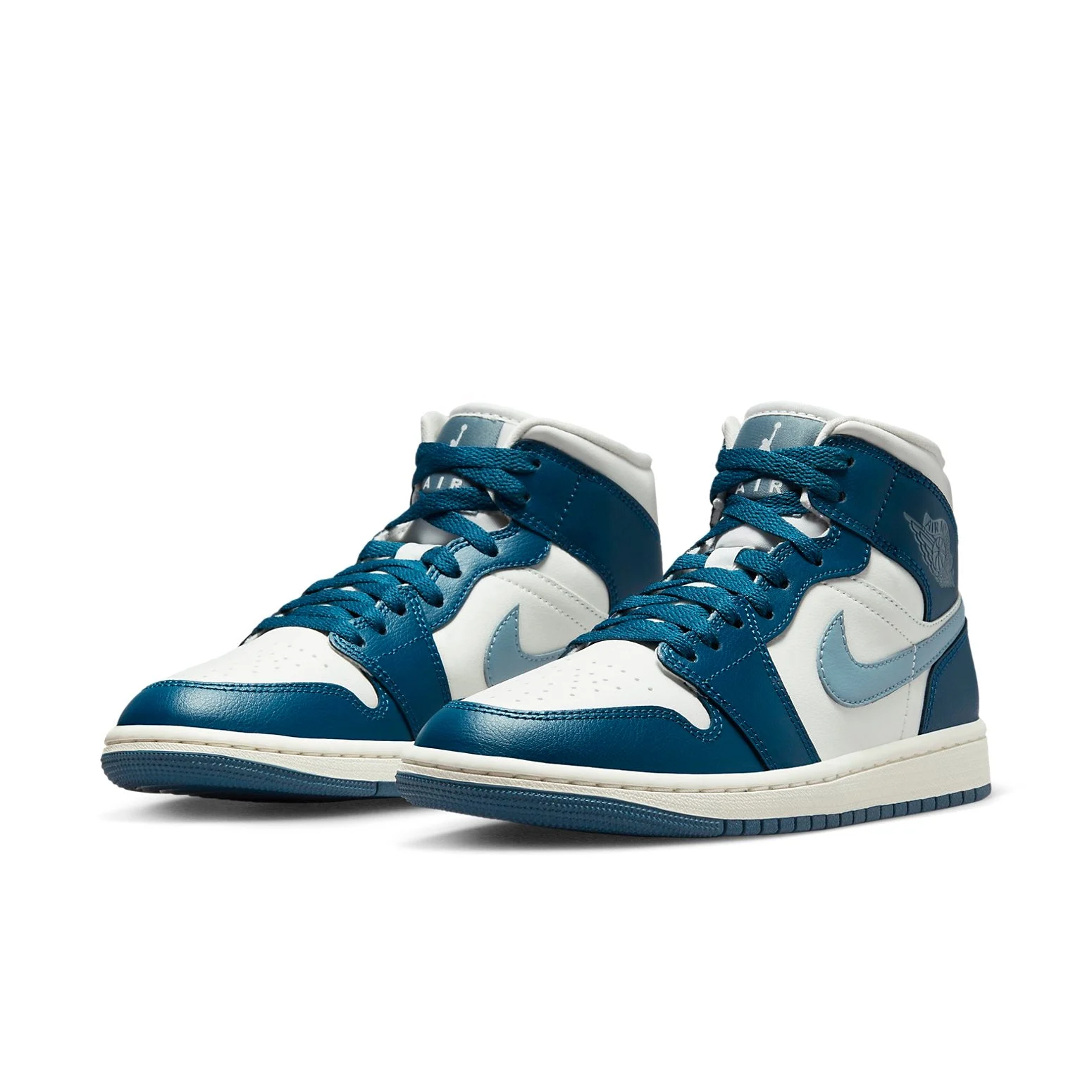 Alternative view of (WMNS) Air Jordan 1 Mid ‘Sky J French Blue’ BQ6472-414