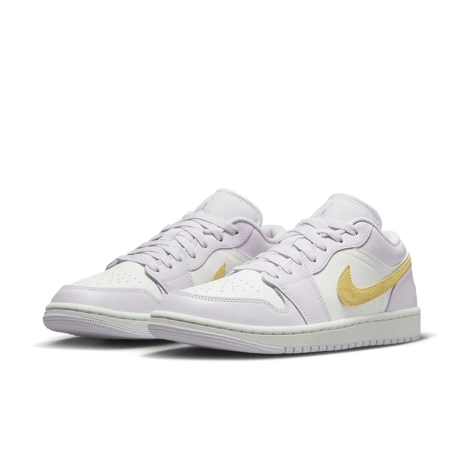Alternative view of (WMNS) Air Jordan 1 Low ‘Barely Grape’ DC0774-501