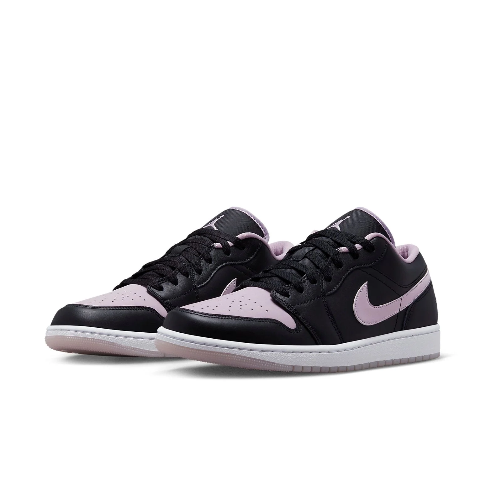 Alternative view of Air Jordan 1 Low SE ‘Black Iced Lilac’ DV1309-051