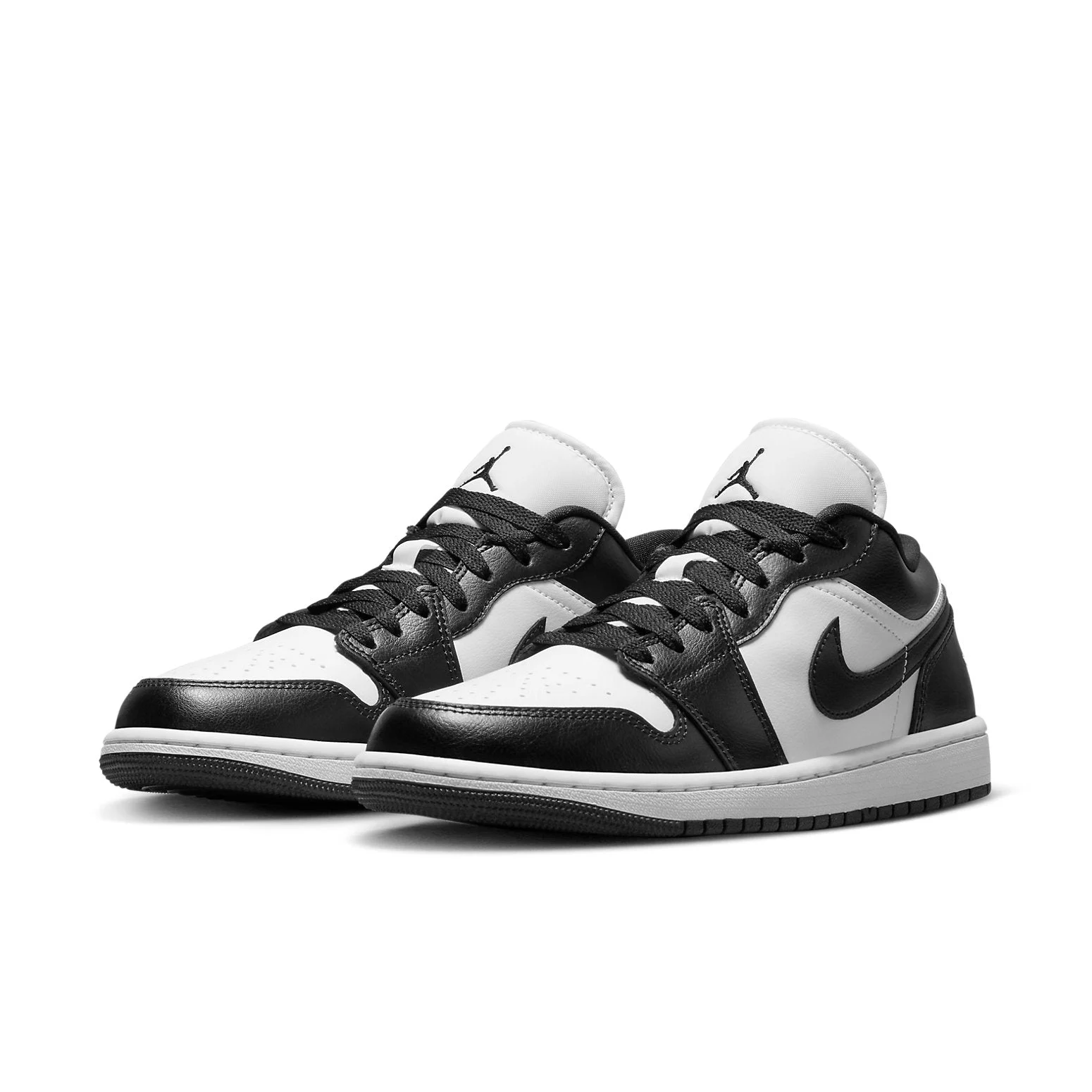 Alternative view of (WMNS) Air Jordan 1 Low ‘Panda’ DC0774-101