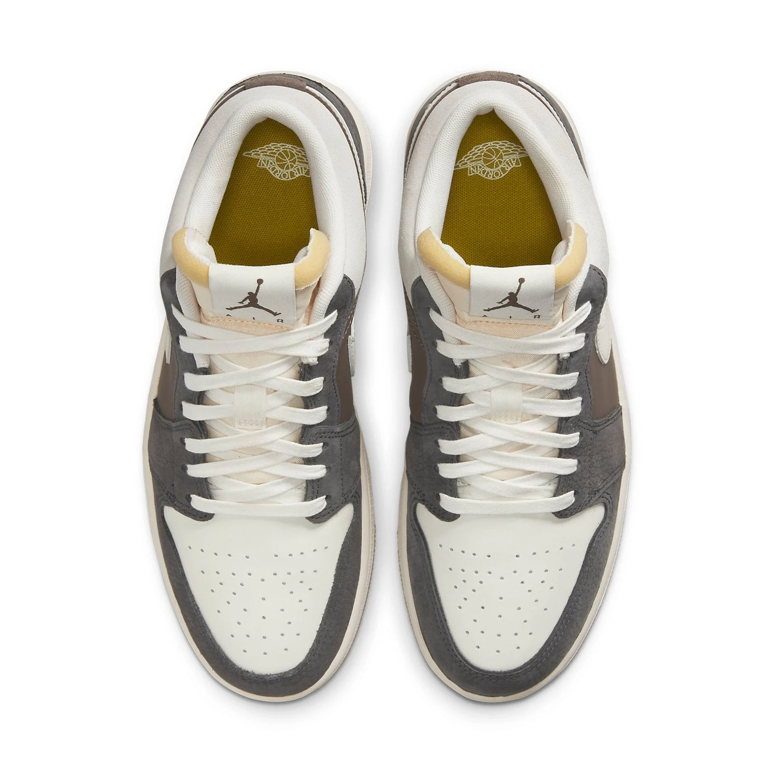 Alternative view of Air Jordan 1 Low ‘SNKRS Day Korea’ FD0399-004