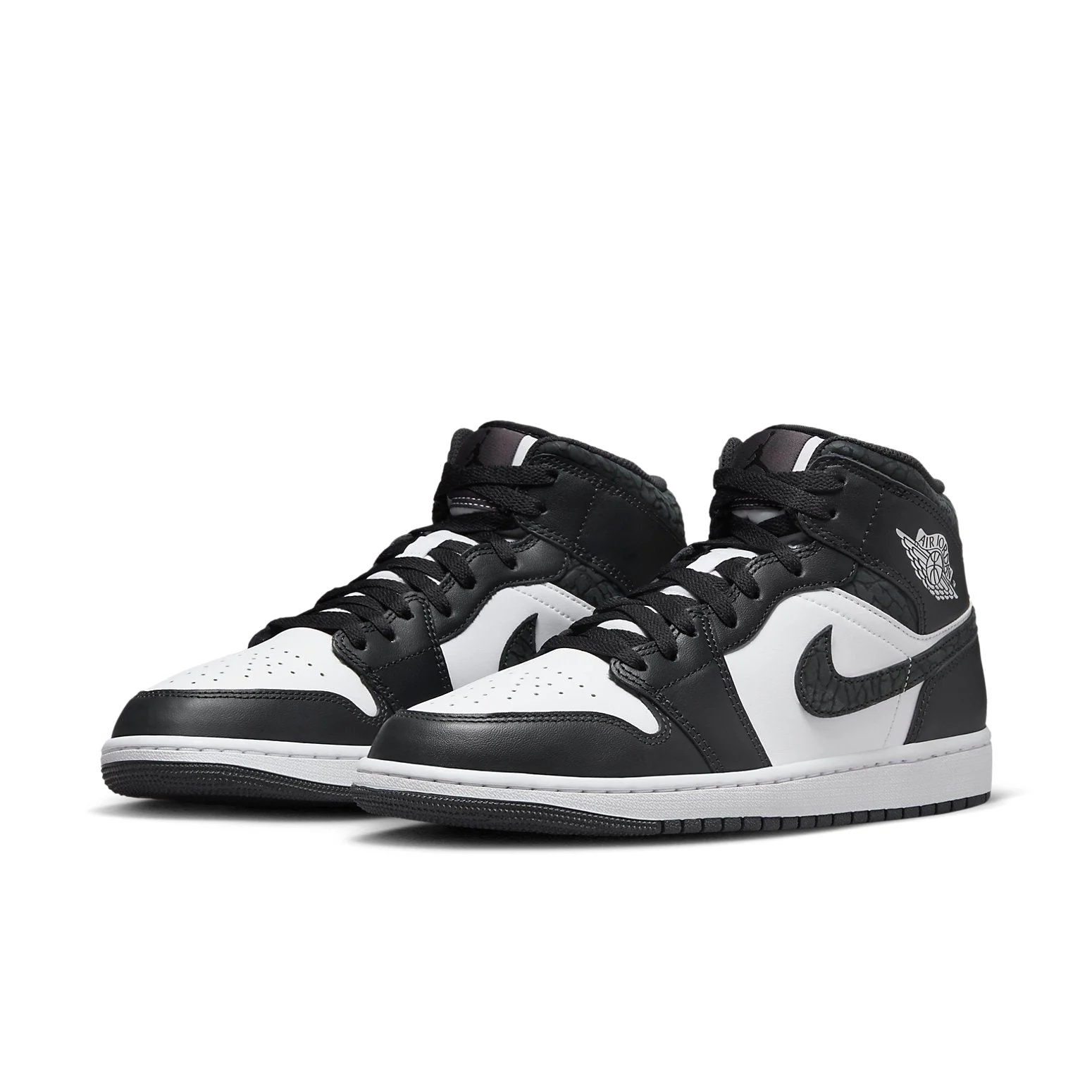 Alternative view of Air Jordan 1 Mid SE ‘Panda Elephant’ FB9911-001