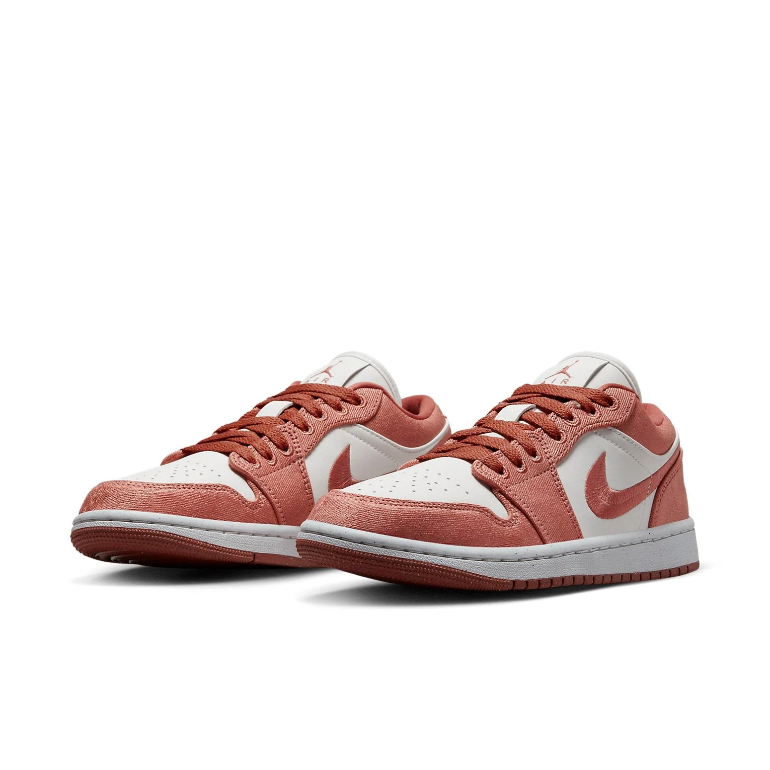 Alternative view of (WMNS) Air Jordan 1 Low SE Canvas ‘Sky J Orange’ FN3722-801