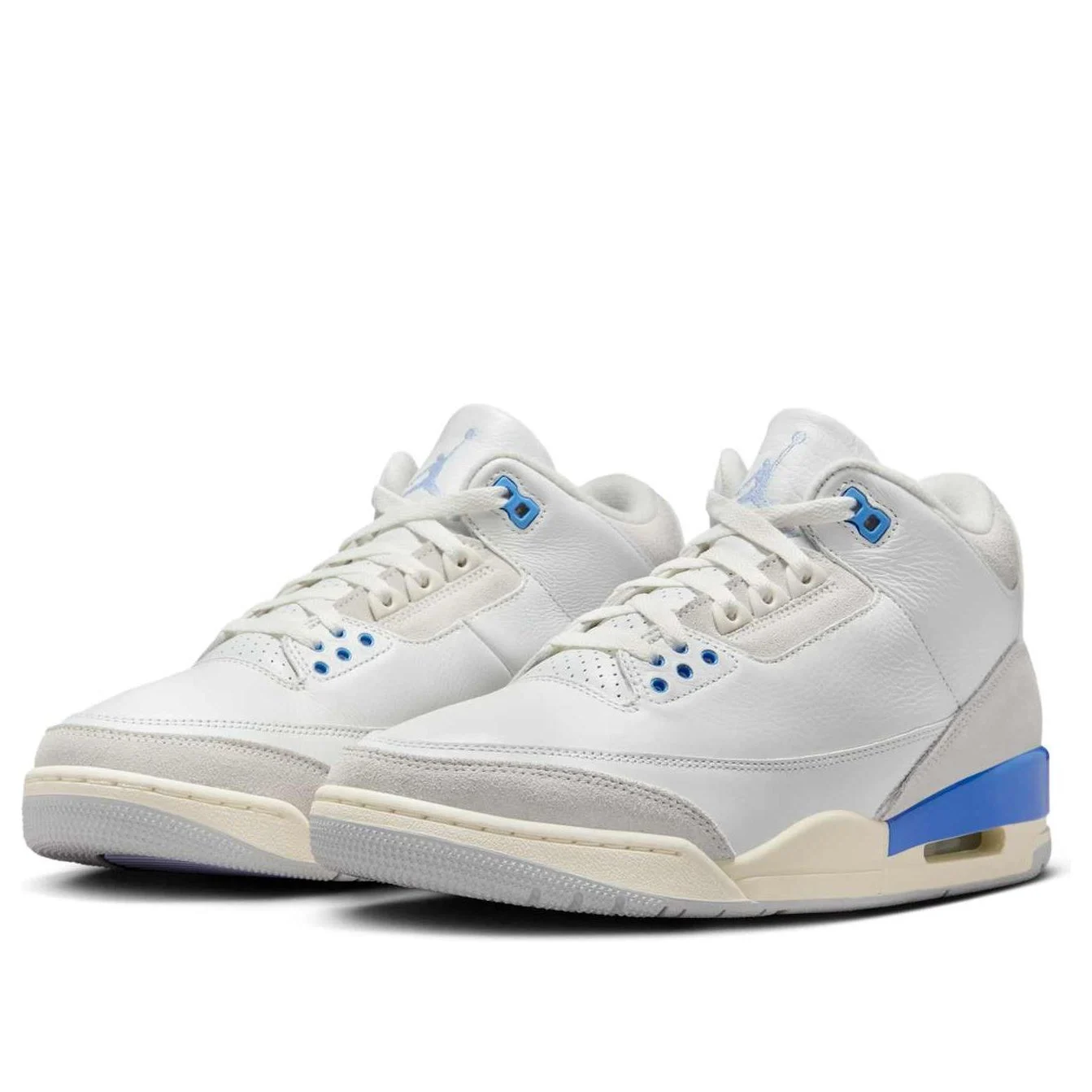 Alternative view of Air Jordan 3 ‘Lucky Shorts’ CT8532-101