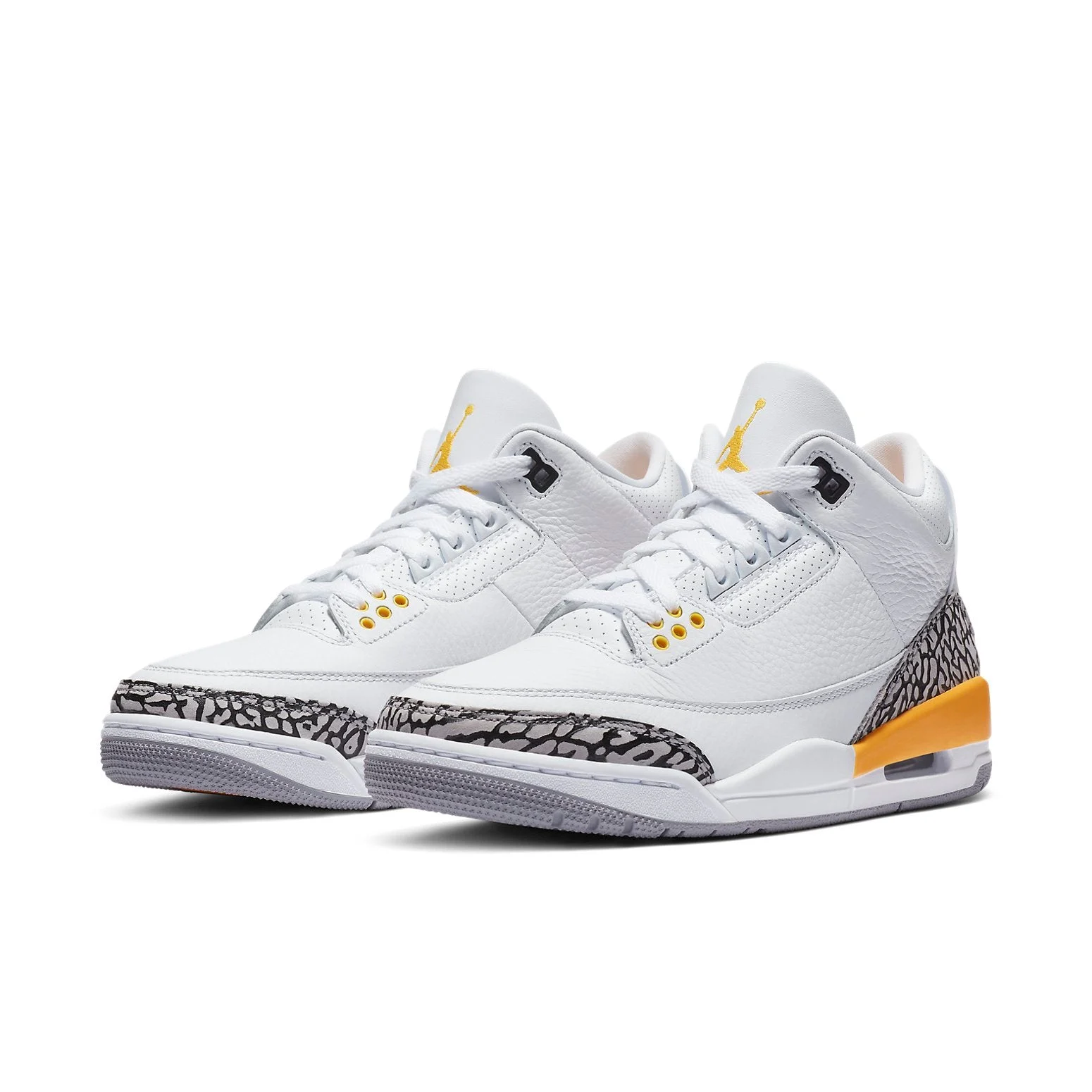Alternative view of (WMNS) Air Jordan 3 Retro ‘Laser Orange’ CK9246-108