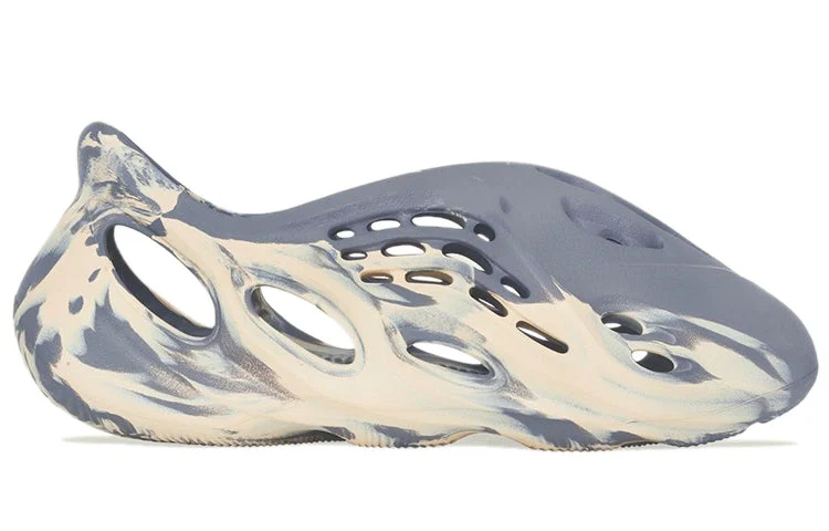 adidas Yeezy Foam Runner ‘MXT Moon Grey’ GV7904