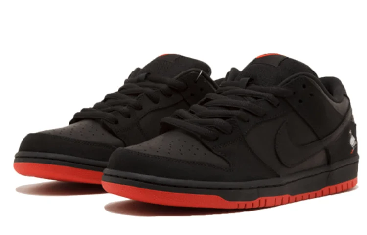 Alternative view of Nike x Jeff Staple SB Dunk Low Pro ‘Black Pigeon’ 883232-008