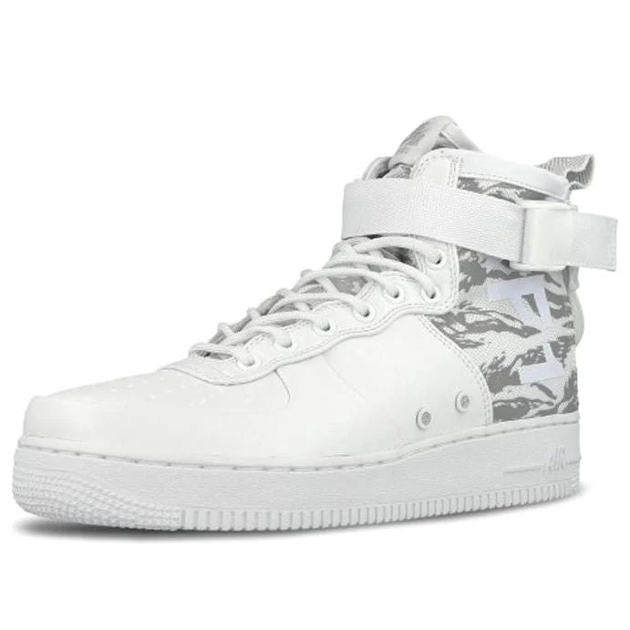 Alternative view of Nike SF Air Force 1 Mid ‘Winter Camo’ AA1129-100