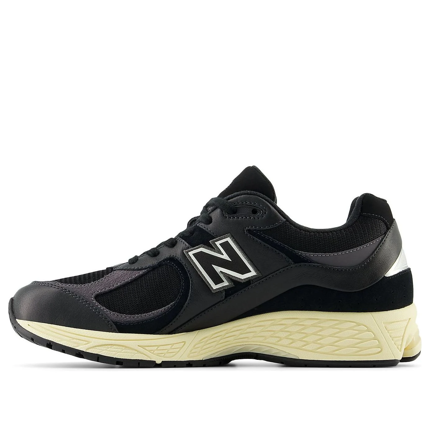New Balance 2002R ‘Black Vintage’ M2002RIB
