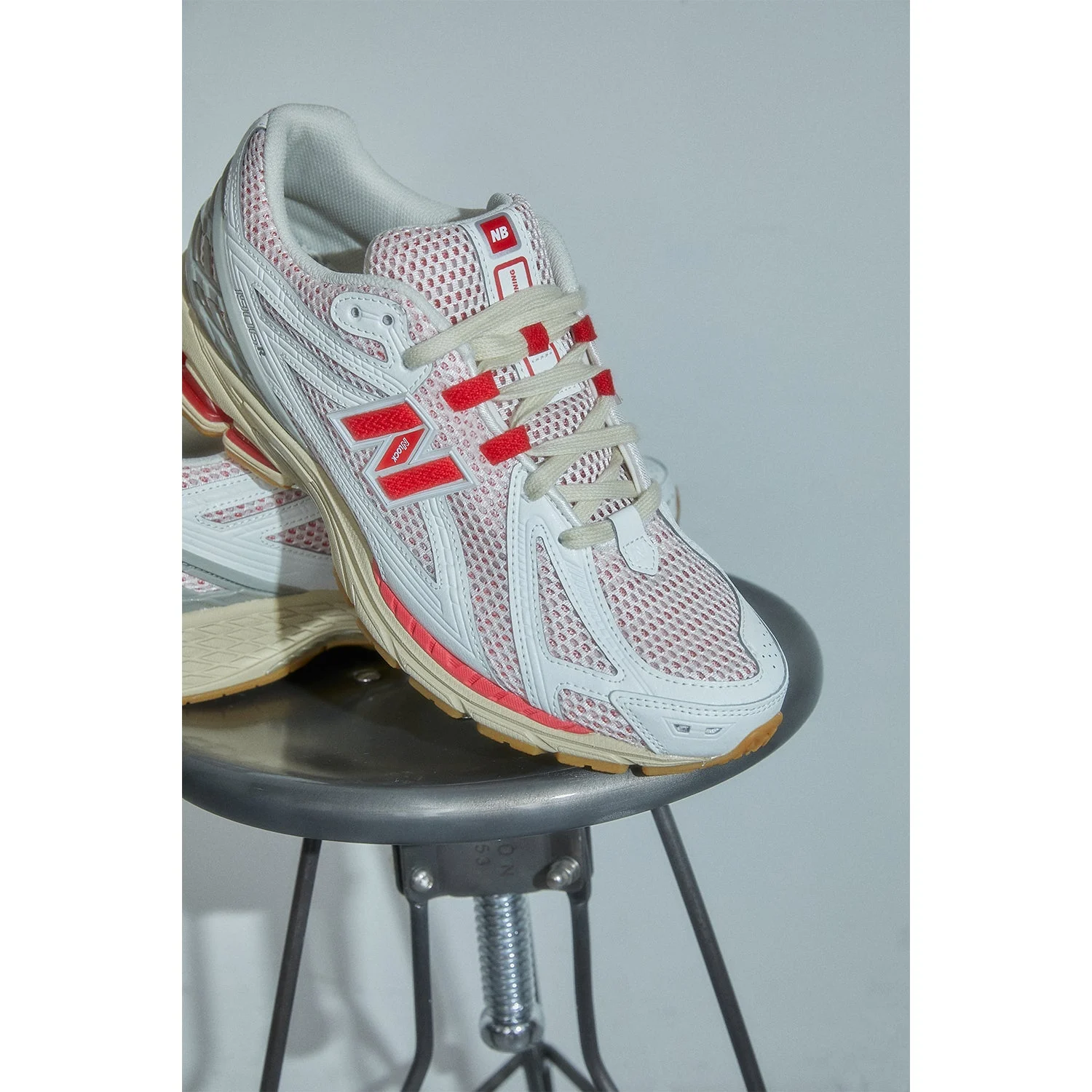 Alternative view of New Balance 1906R ‘Sea Salt True Red’ M1906RO